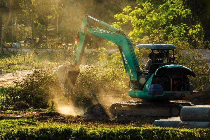 Mini Excavation in Mirabel
