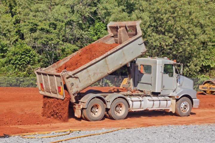 Bulk Material Transport Service in Mirabel