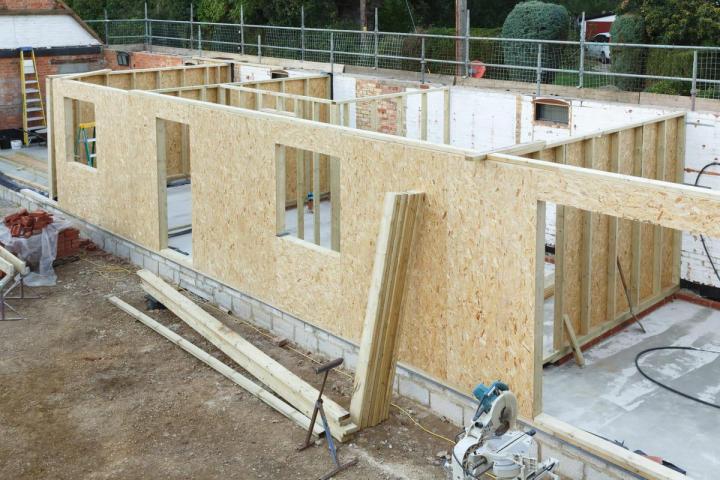 Home extension work Montreal